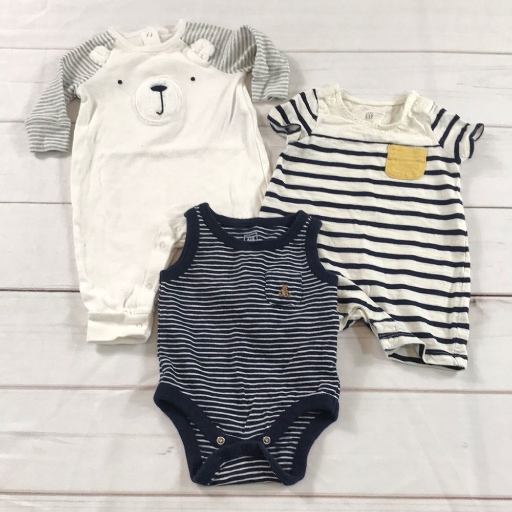 Baby Gap Baby Boy Bundle Size 0-3 Months